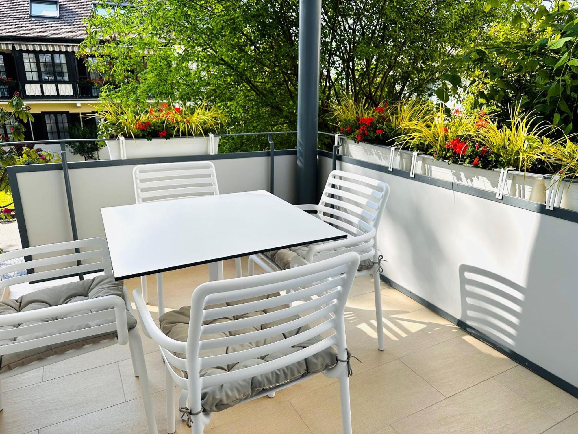 Villa Gloria - Fewo Suite Badenweiler Bagian luar foto